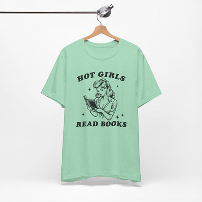 Hot Girls Read Books Unisex Short Sleeve Tee - Perfect for Book Lovers