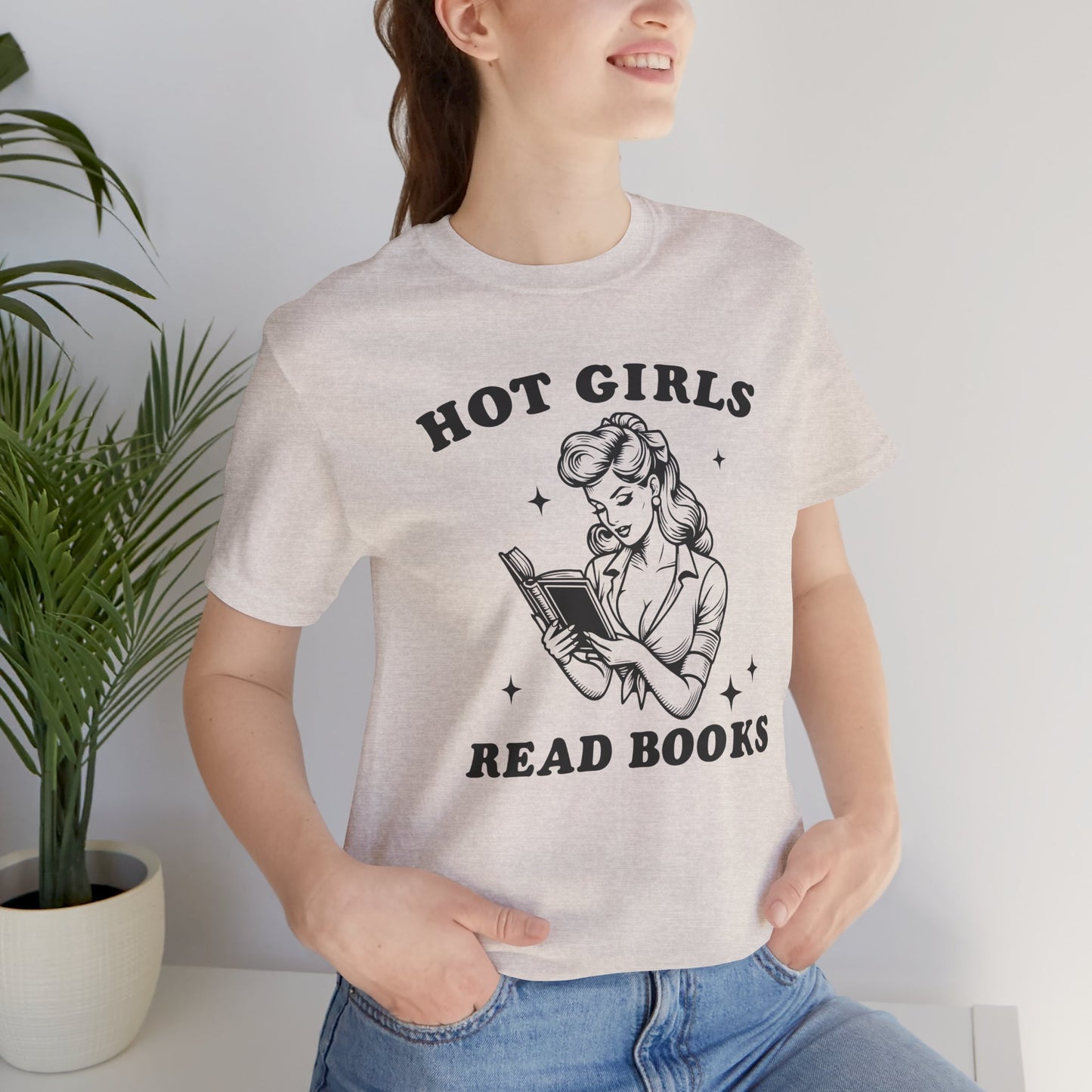 Hot Girls Read Books Unisex Short Sleeve Tee - Perfect for Book Lovers